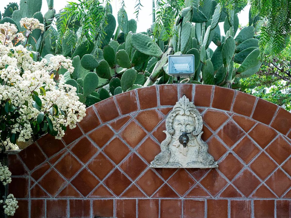 Fontana Del Cherubino Santa Maria di Licodia Екстер'єр фото